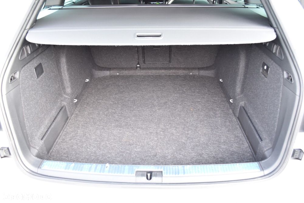 Skoda Superb 2.0 TSI L&K DSG - 39