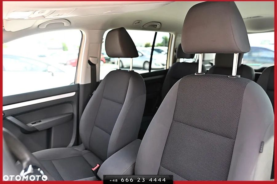 Volkswagen Touran 1.4 TSI Comfortline DSG - 14