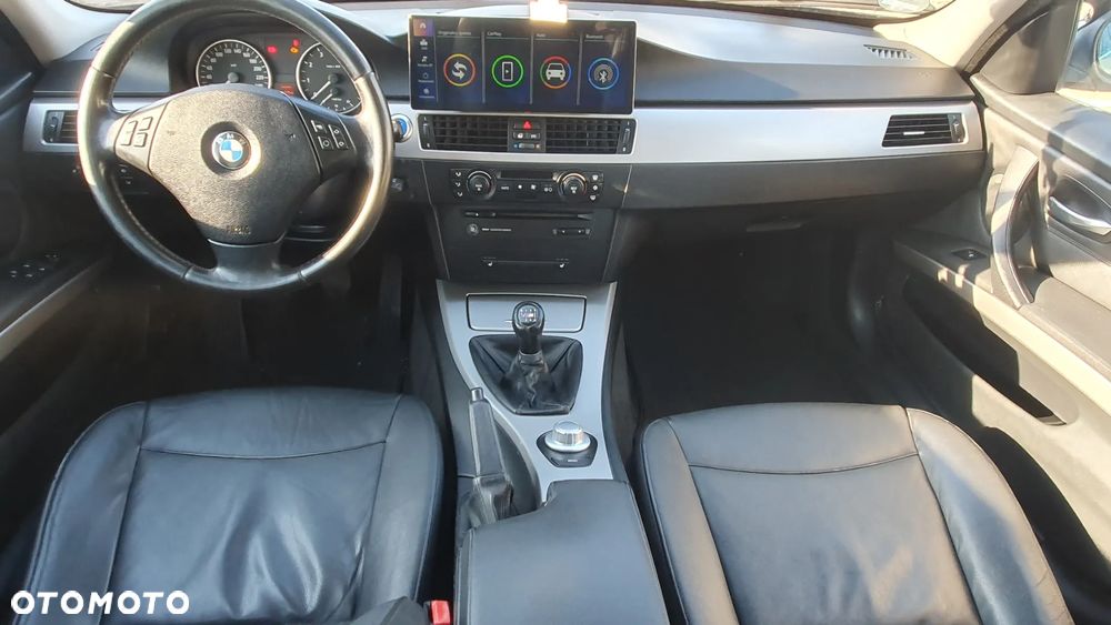 BMW Seria 3 - 12
