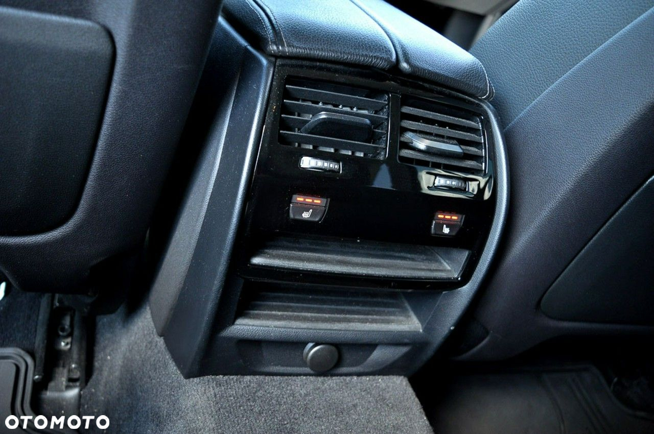BMW Seria 5 520d Luxury Line sport - 18