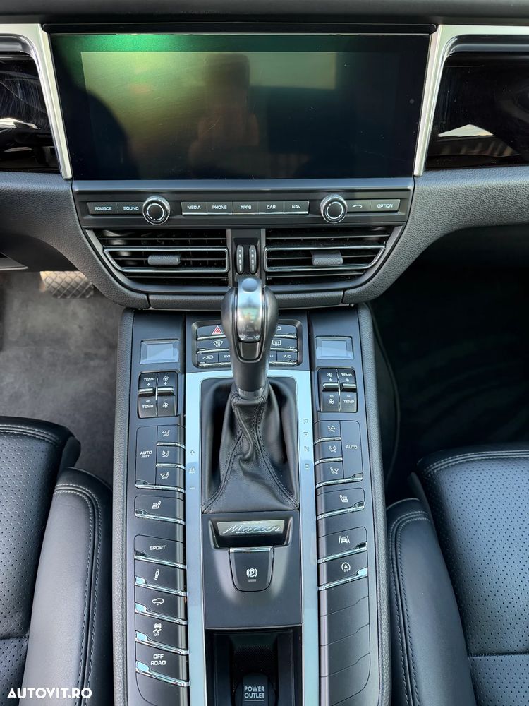 Porsche Macan - 14