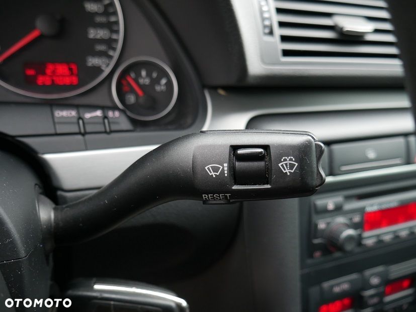 Audi A4 Limousine - 20