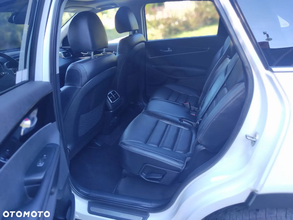 Kia Sorento 2.0 CRDI Business Line - 23