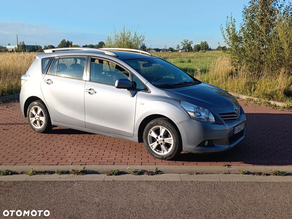 Toyota Verso 2.0 D-4D - 13
