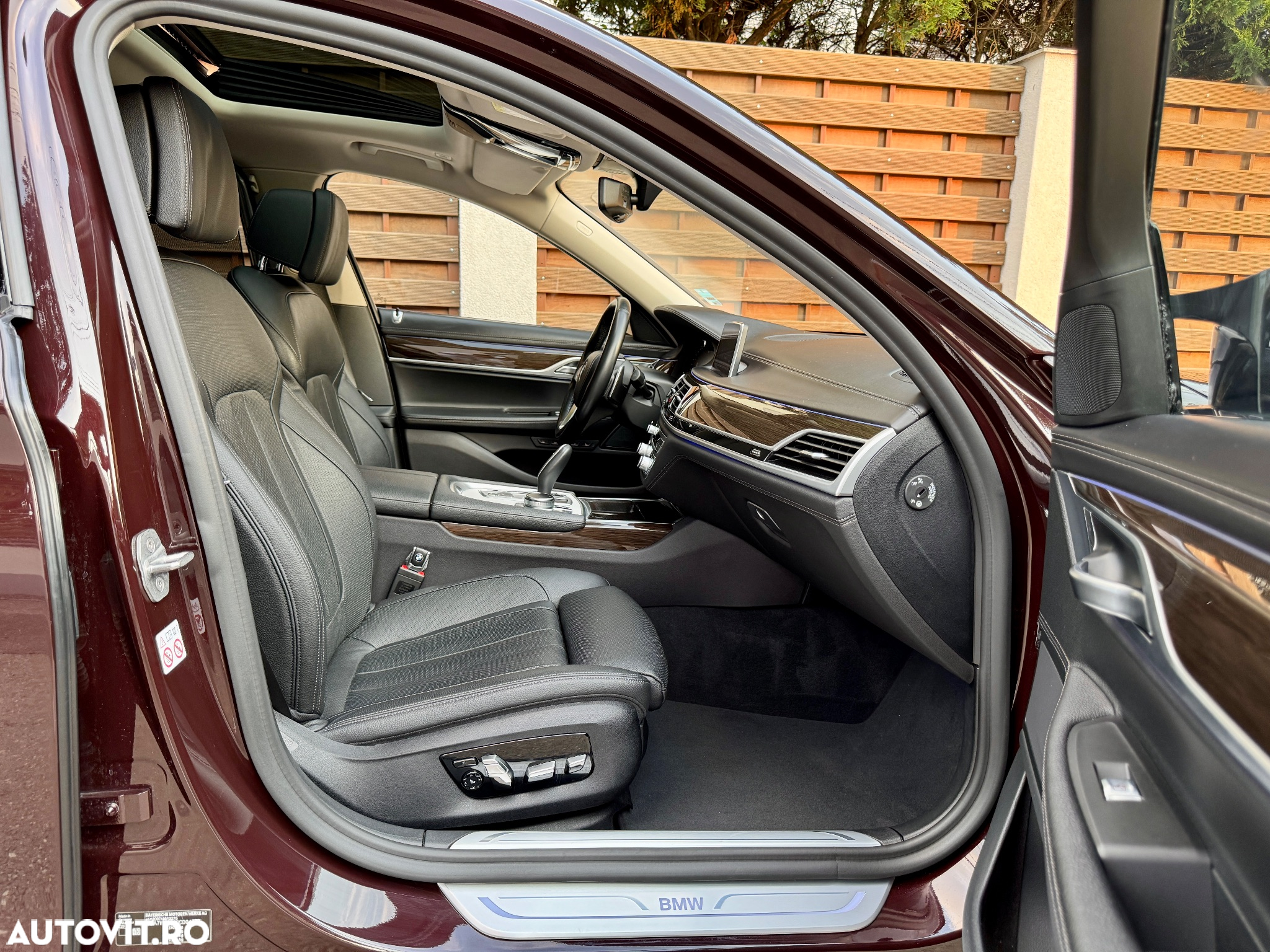 BMW Seria 7 745Le xDrive AT PHEV - 8