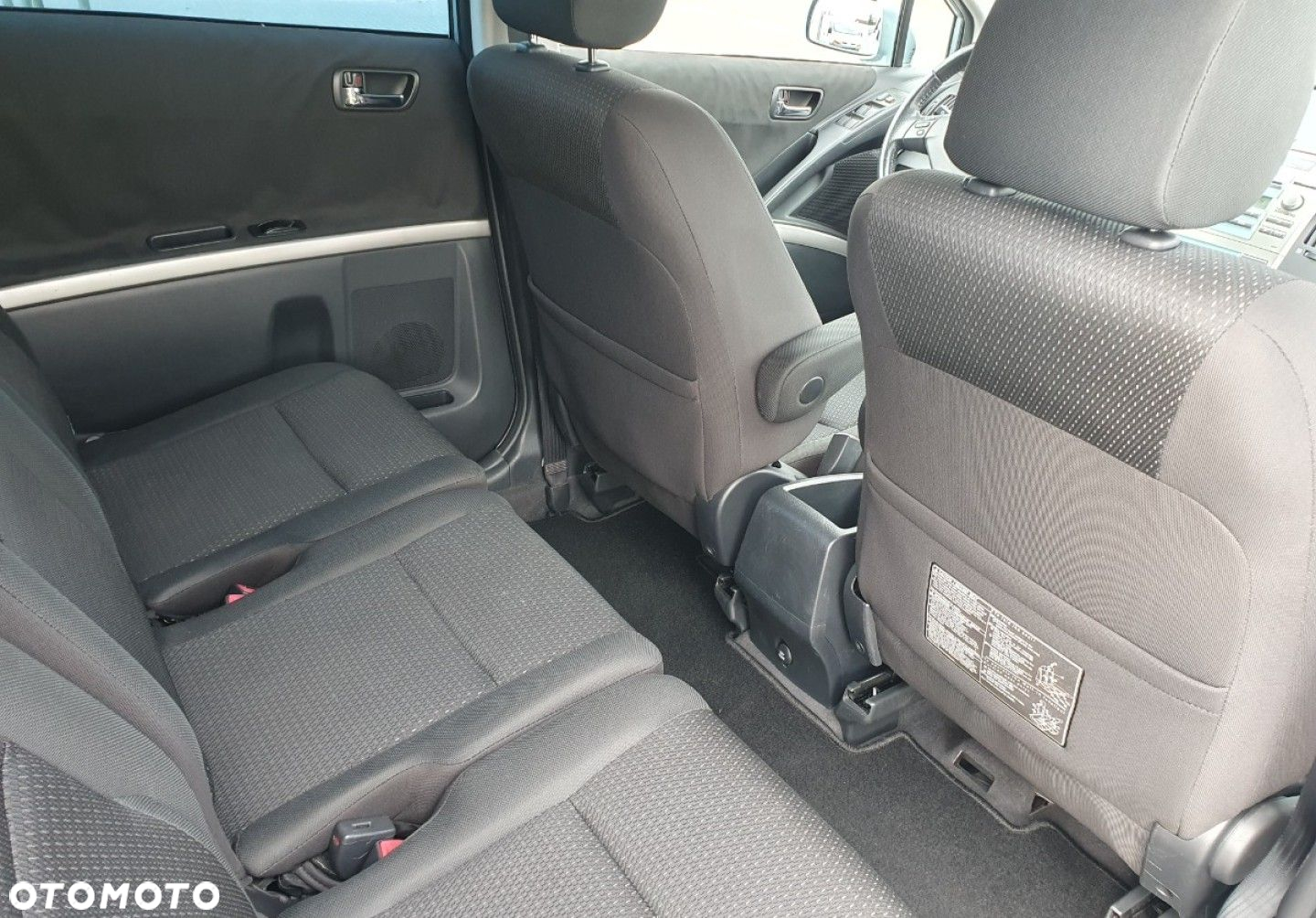 Toyota Corolla Verso - 11