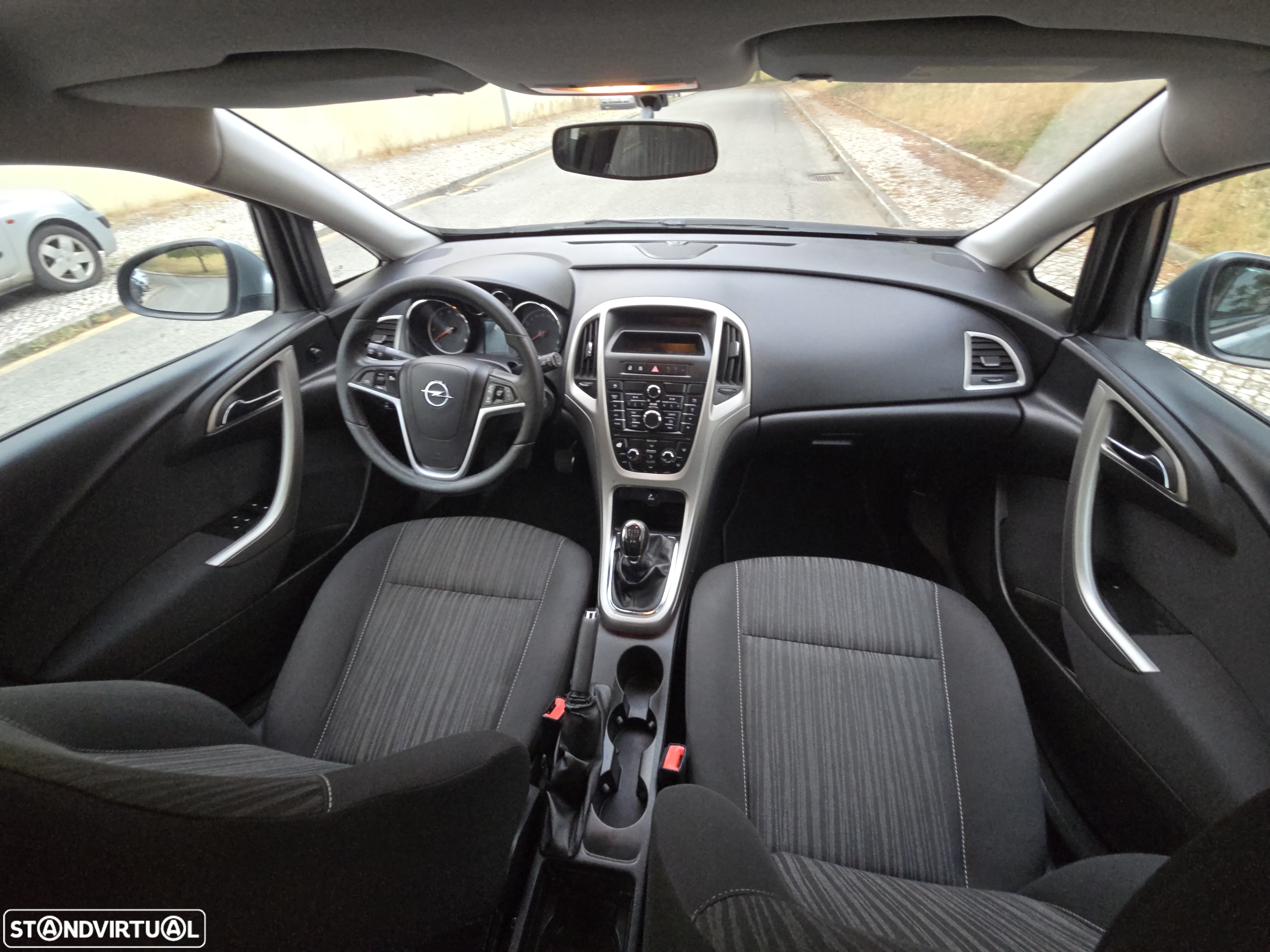 Opel Astra Sports Tourer 1.4 Executive J16 - 11