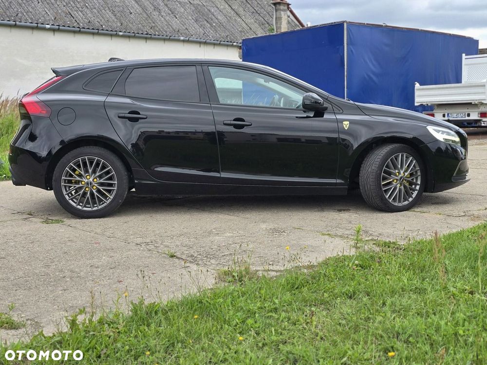 Volvo V40 - 21