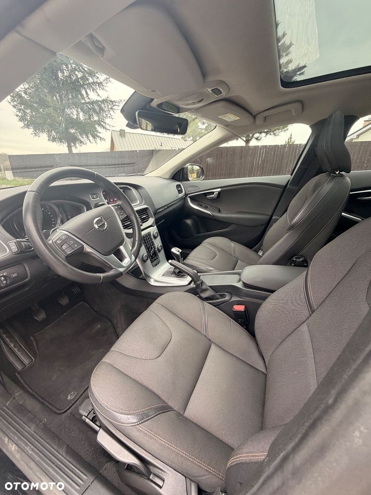 Volvo V40 T3 Inscription - 17