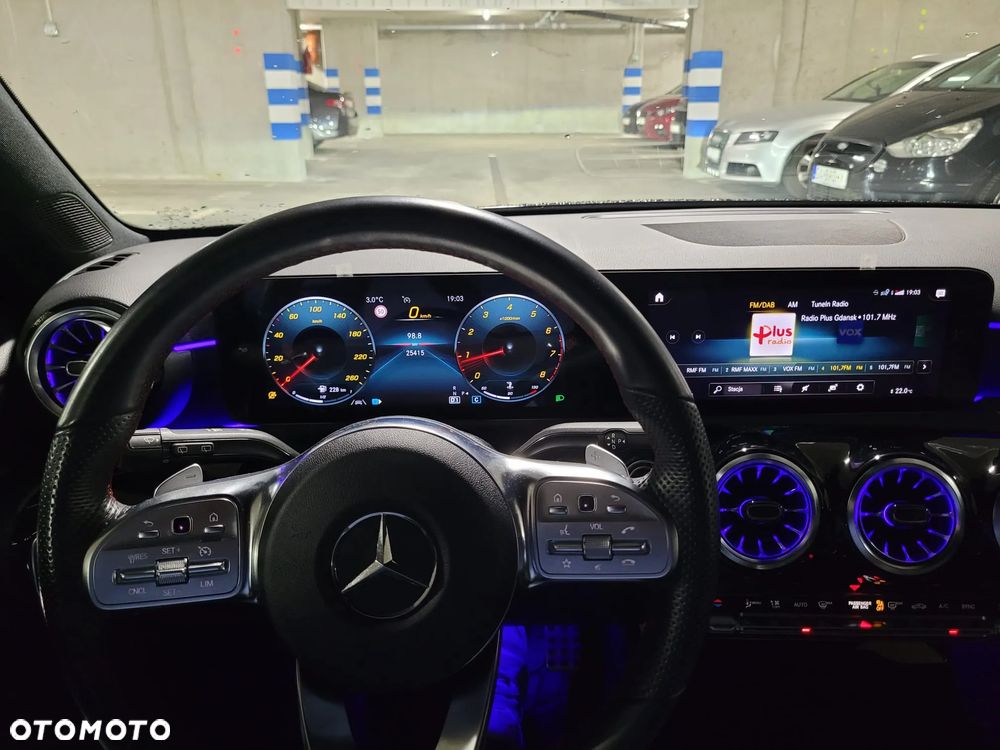 Mercedes-Benz Klasa A 200 Edycja specjalna 7G-DCT - 19