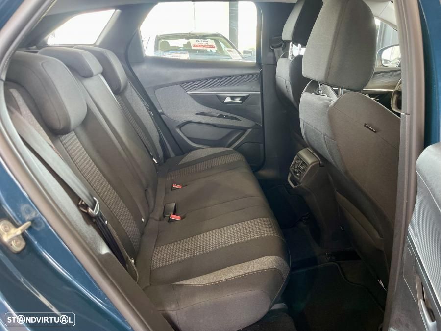 Peugeot 3008 PureTech 130 Stop & Start GPF EAT8 Active - 26