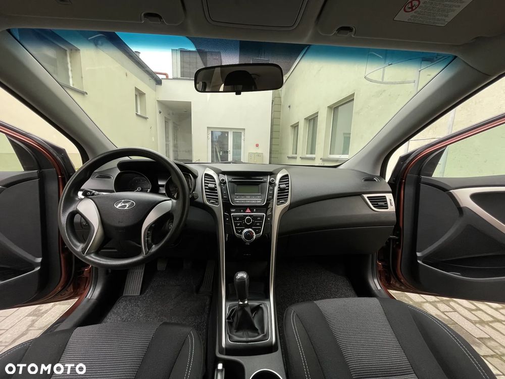 Hyundai i30 1.4 Comfort - 10