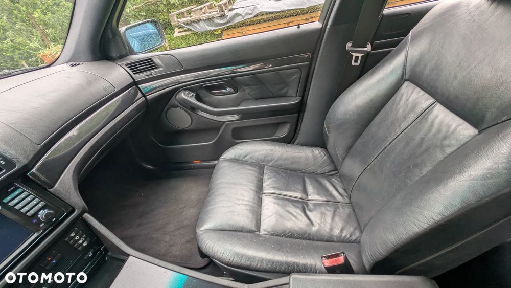 BMW Seria 5 523i - 16