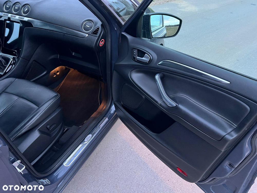 Ford S-Max 2.0 TDCi Titanium - 13