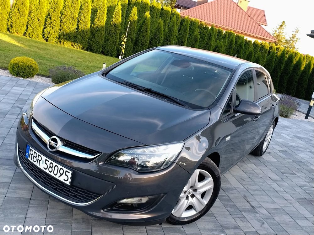 Opel Astra 1.4 Turbo Innovation - 14