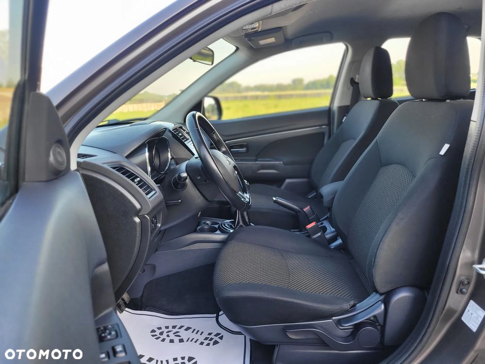 Mitsubishi ASX - 13