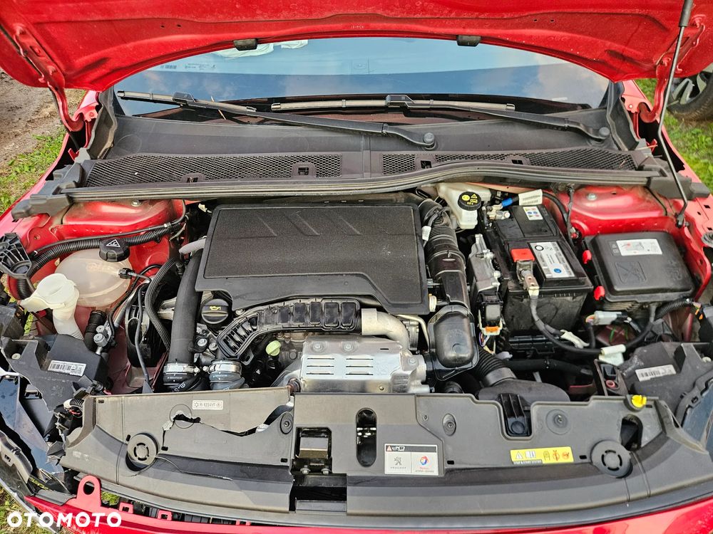 Peugeot 208 1.2 PureTech Allure S&S EAT8 - 6