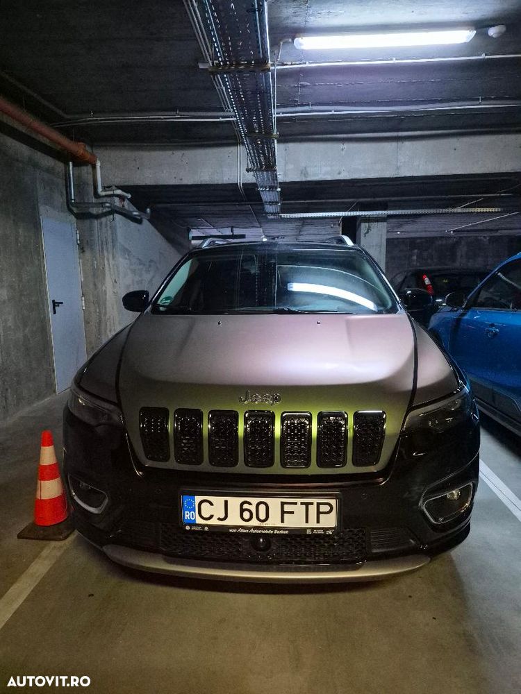 Jeep Cherokee - 12