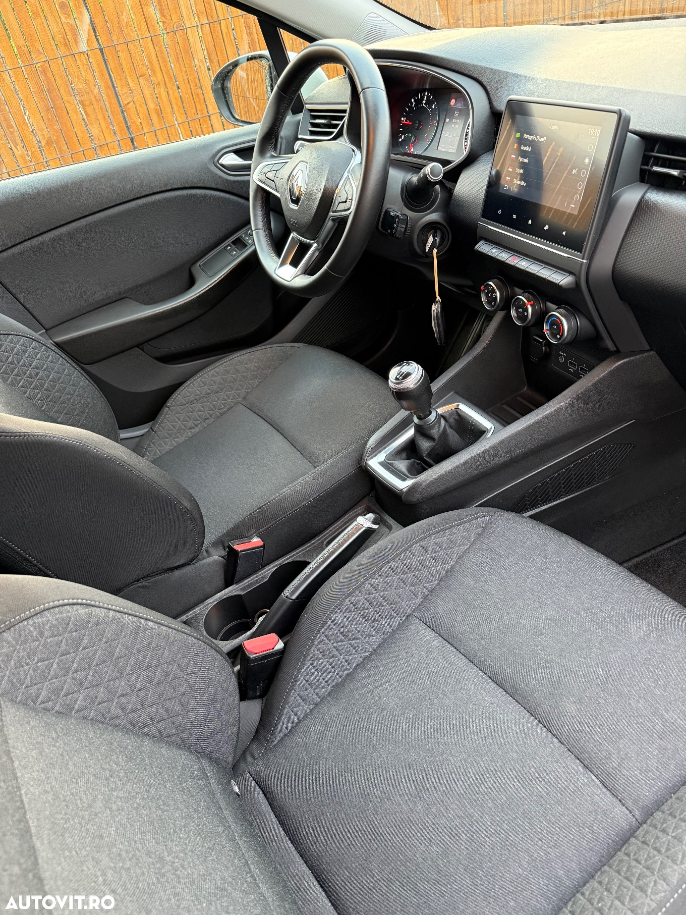 Renault Clio BLUE dCi 85 BUSINESS EDITION - 6