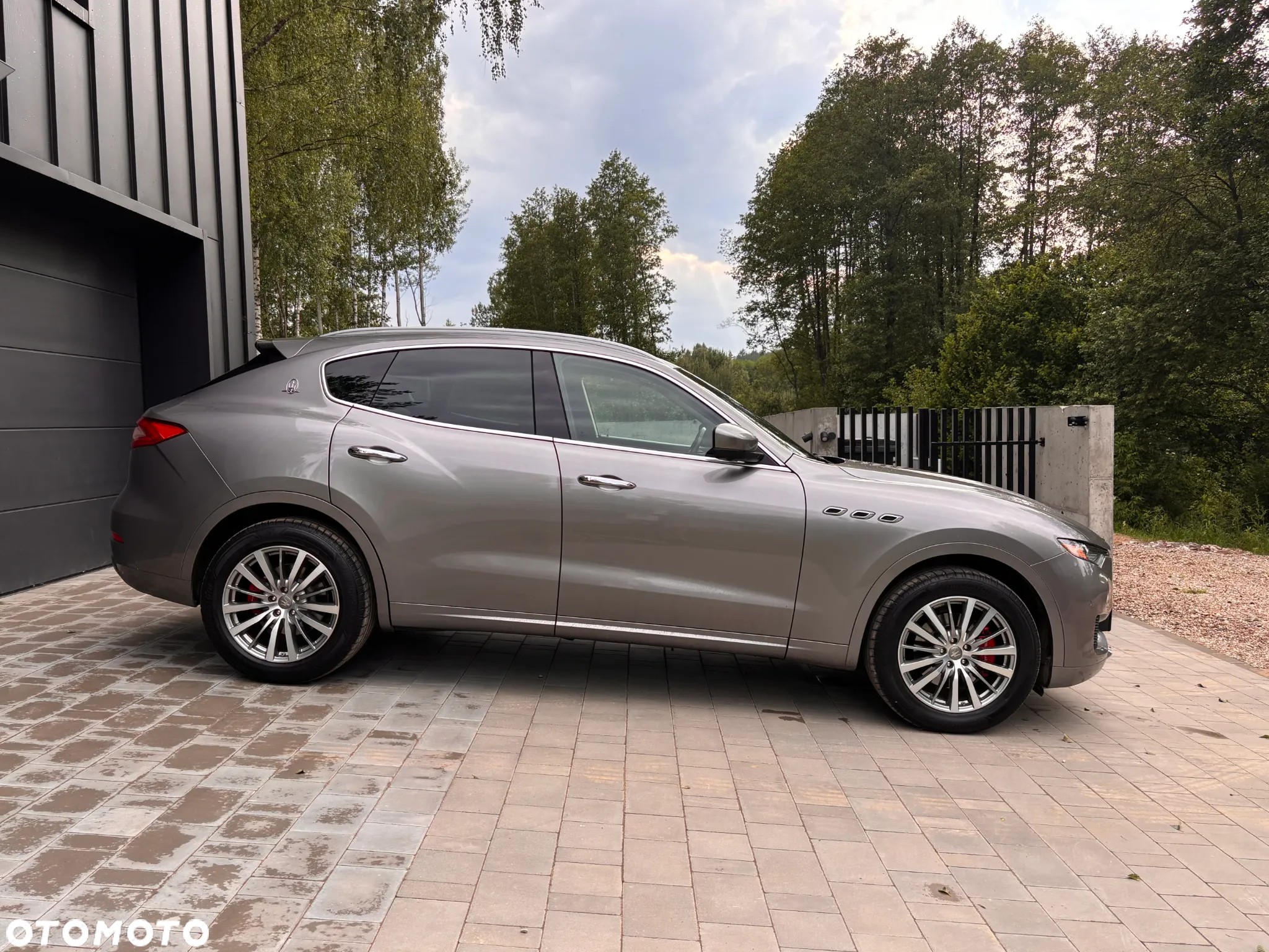 Maserati Levante - 10