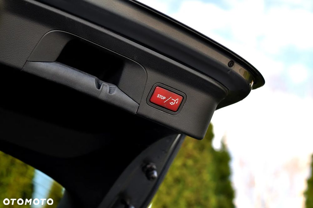 Mercedes-Benz GLC 220 d 4Matic 9G-TRONIC AMG Line Advanced - 18