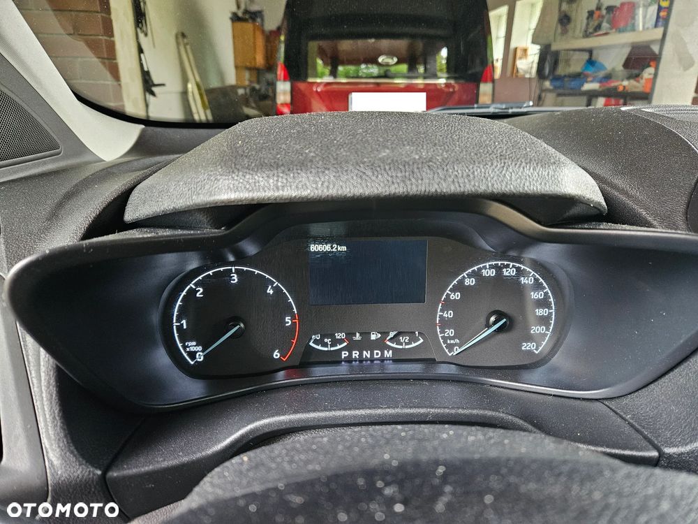 Ford Tourneo Connect 1.5 EcoBlue Titanium PowerShift - 6