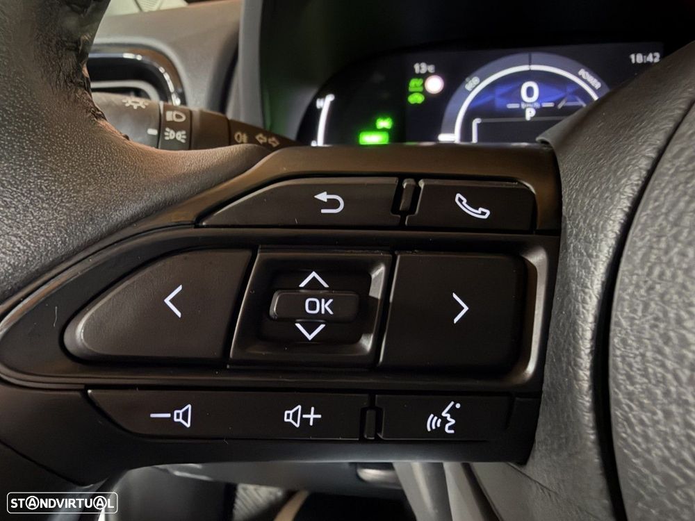 Toyota Yaris Cross 1.5 HDF Comfort Plus - 14