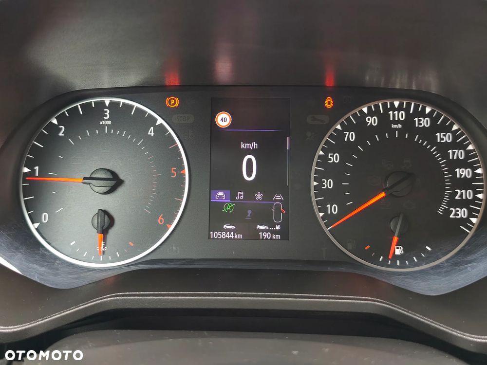 Renault Clio BLUE dCi 85 BUSINESS EDITION - 29