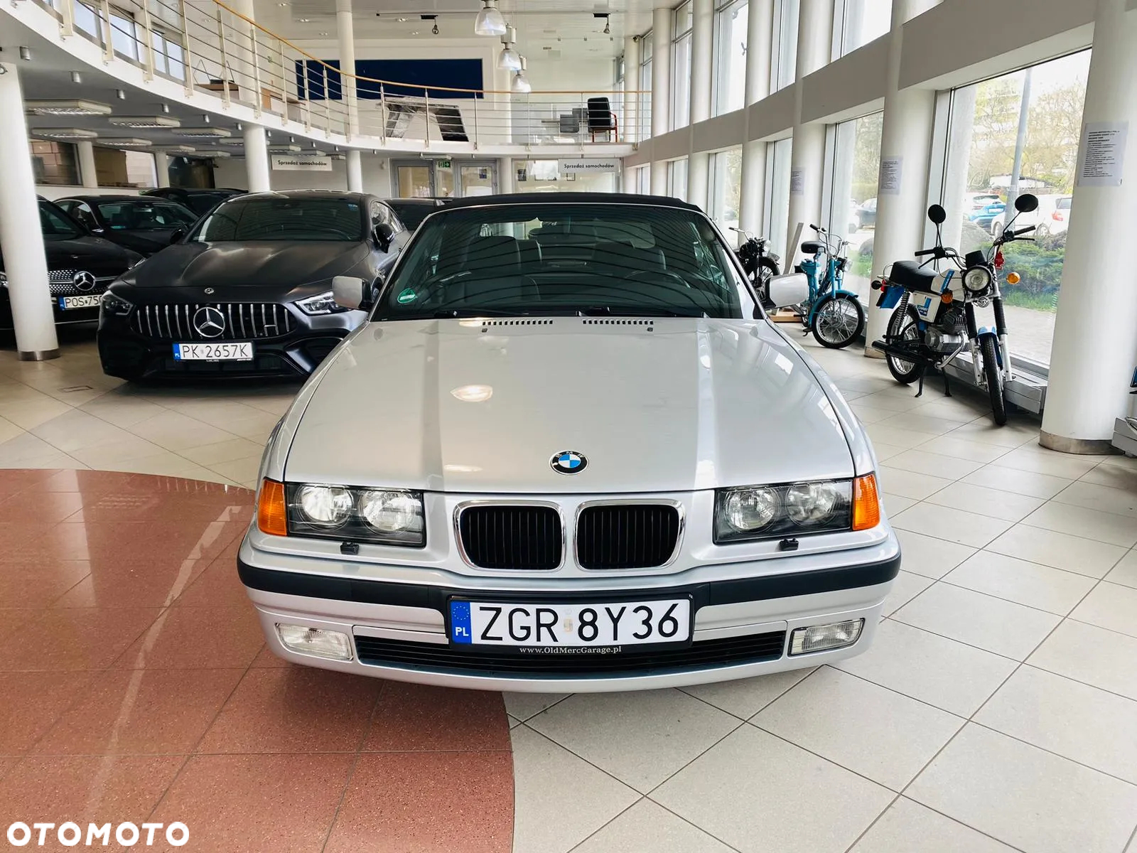 BMW Seria 3 318i Cabriolet - 5