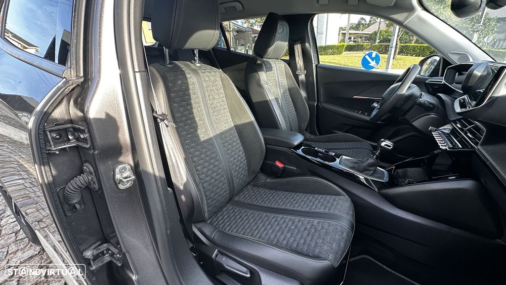 Peugeot 2008 - 19