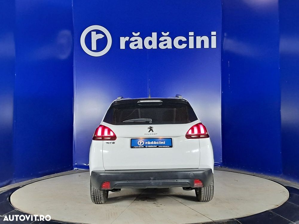 Peugeot 2008 - 4