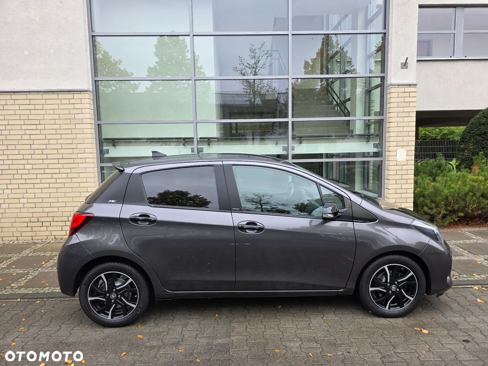 Toyota Yaris 1.33 Selection Platinum - 8