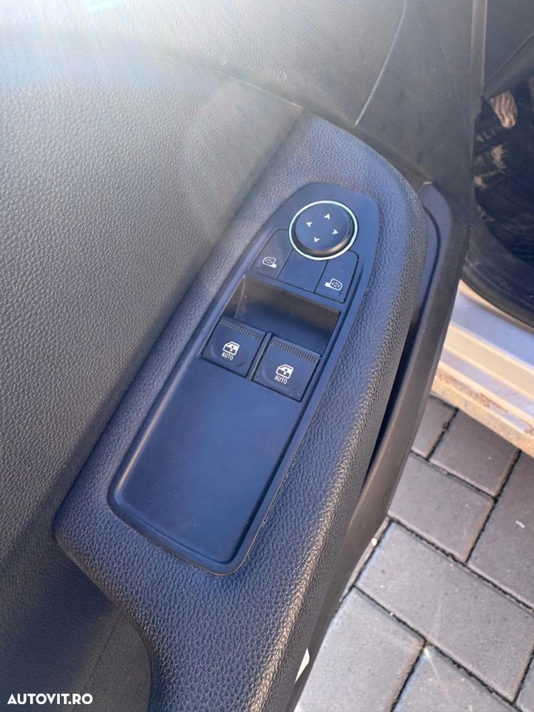 Renault Clio V TCe 90 Evolution - 7