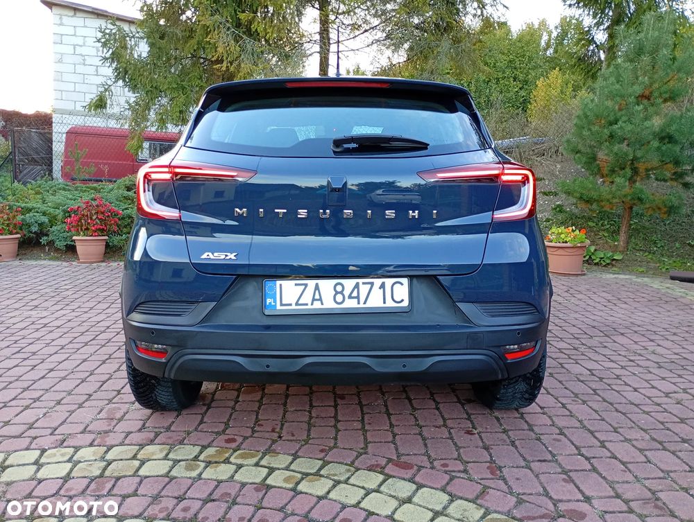 Mitsubishi ASX - 5