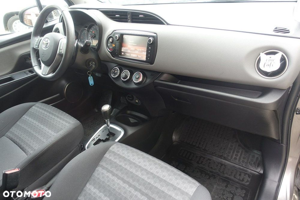 Toyota Yaris - 14