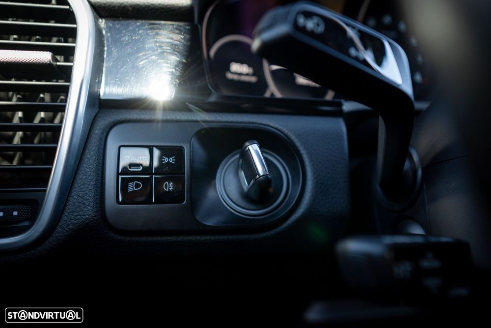 Porsche Cayenne Platinum Edition - 32