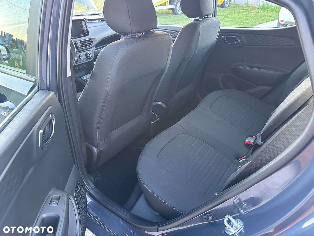 Hyundai i10 - 12