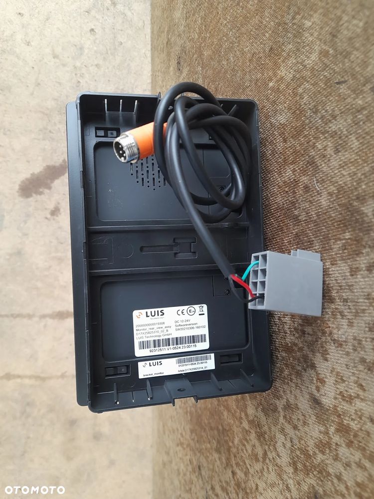 Kamera cofania z wyświetlaczem uniwersalna Luis Technology D17X25825310 - 4