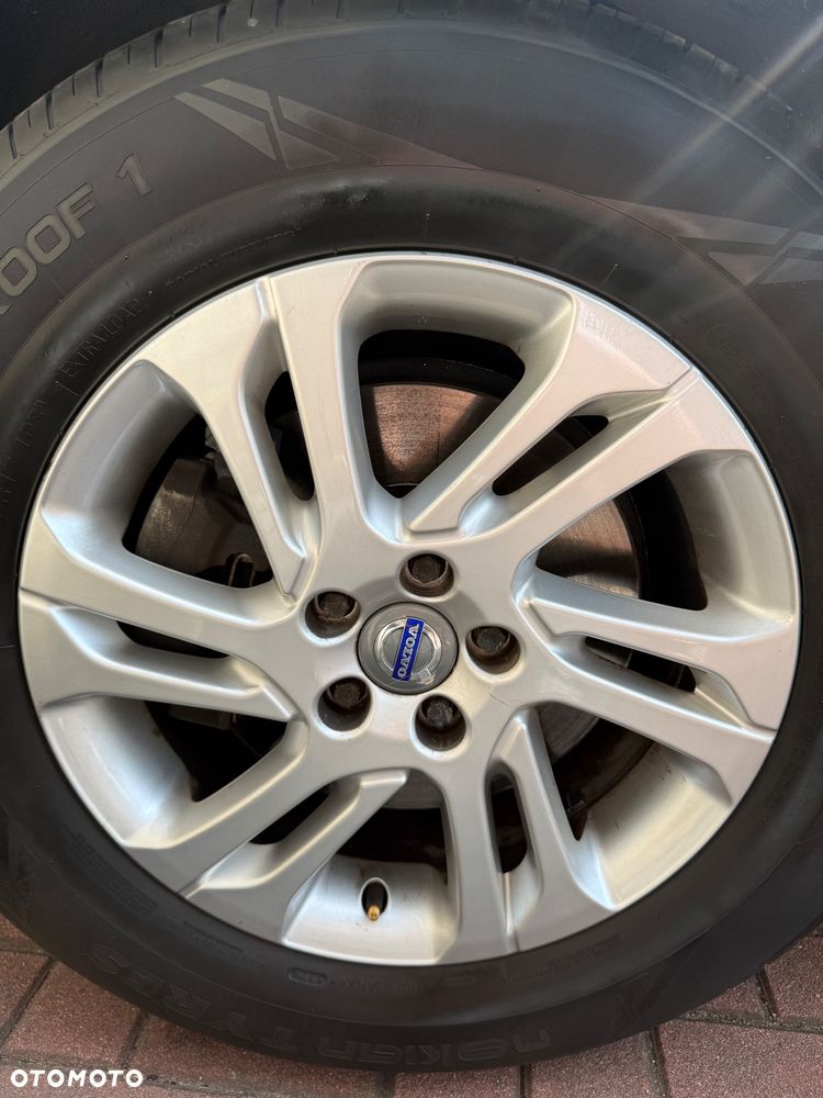Volvo XC 60 D3 Geartronic Momentum - 24
