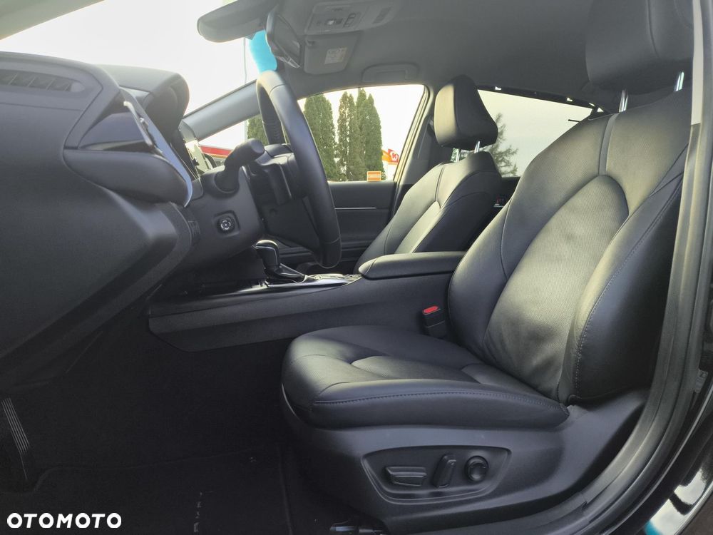 Toyota Camry 2.5 Hybrid Executive CVT - 26