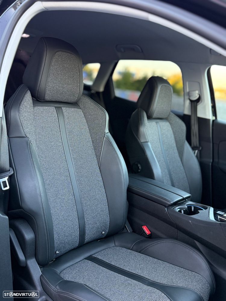 Peugeot 3008 1.2 PureTech Allure EAT8 - 5