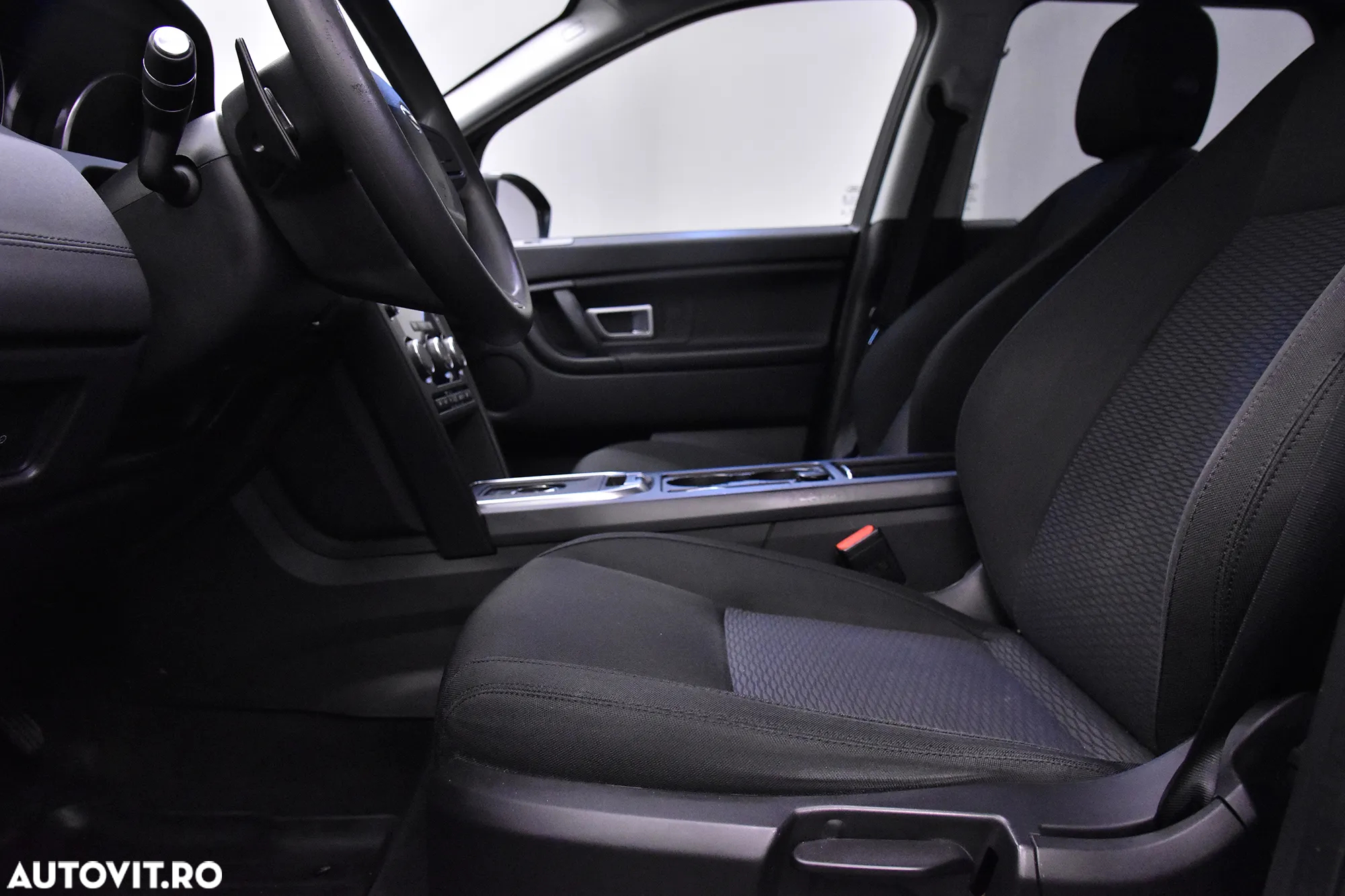 Land Rover Discovery Sport - 20
