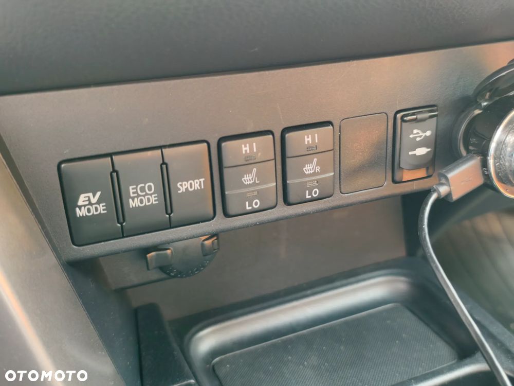 Toyota RAV4 Hybrid Prestige 4x4 - 35