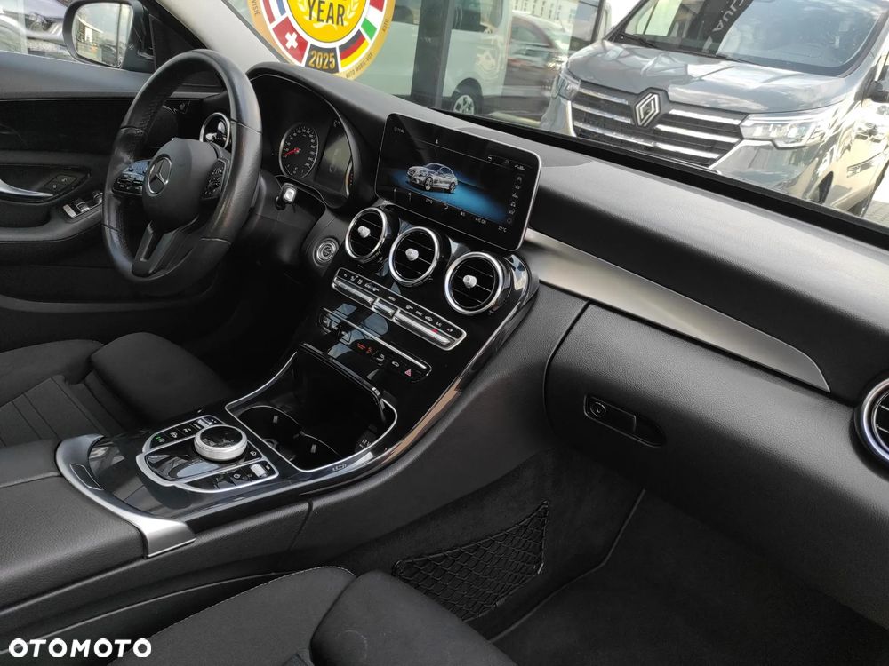 Mercedes-Benz Klasa C 160 9G-TRONIC - 18