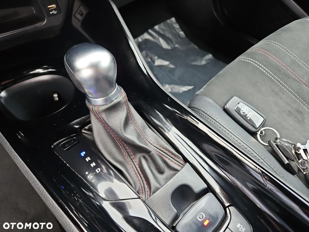 Toyota C-HR 2.0 Hybrid GR Sport - 16