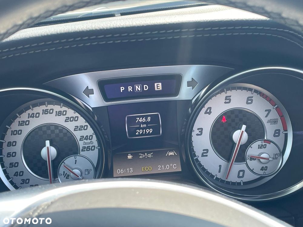 Mercedes-Benz SL 500 7G-TRONIC - 24