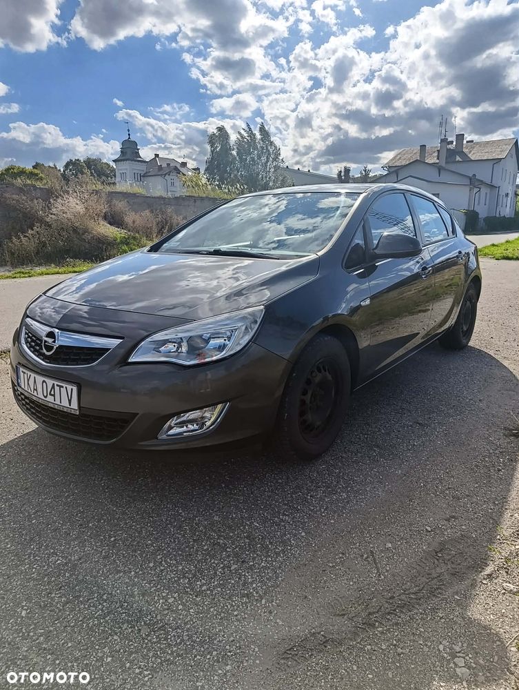 Opel Astra 1.6 - 13