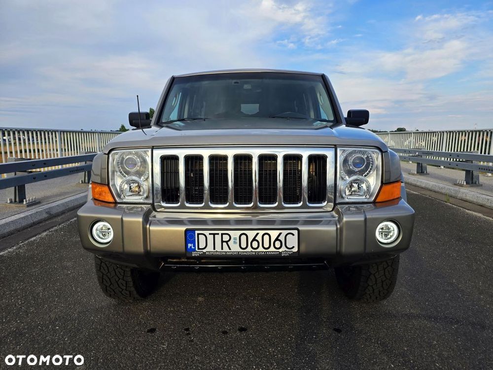 Jeep Commander 5.7 V8 HEMI Automatik Limited - 37