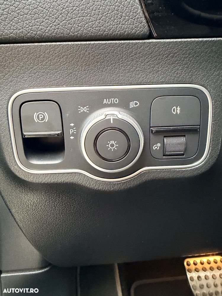 Mercedes-Benz EQA 250+ AMG Line - 16