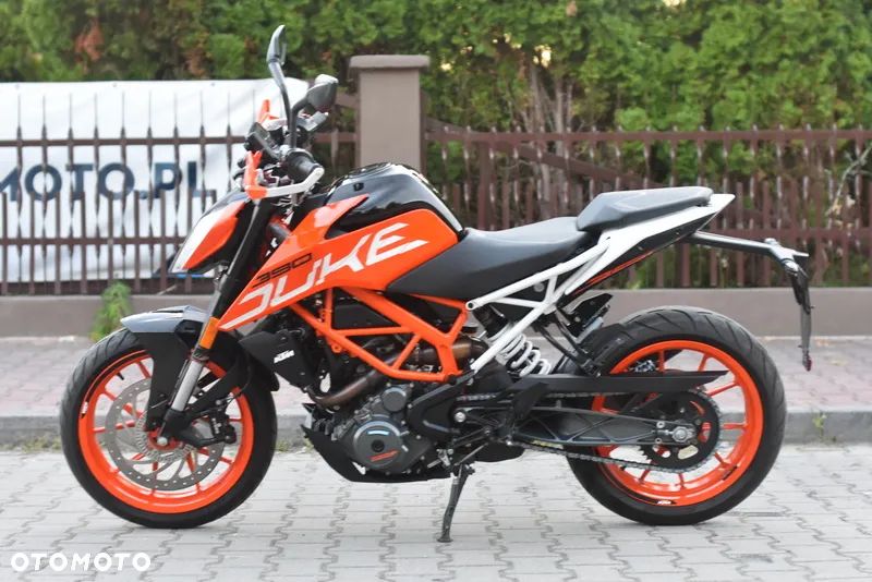 KTM Duke - 21